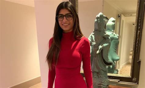 mia khalifa instagram post